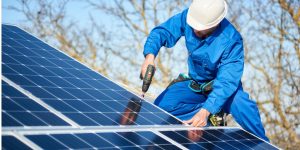Installation Maintenance Panneaux Solaires Photovoltaïques à Courtemont-Varennes